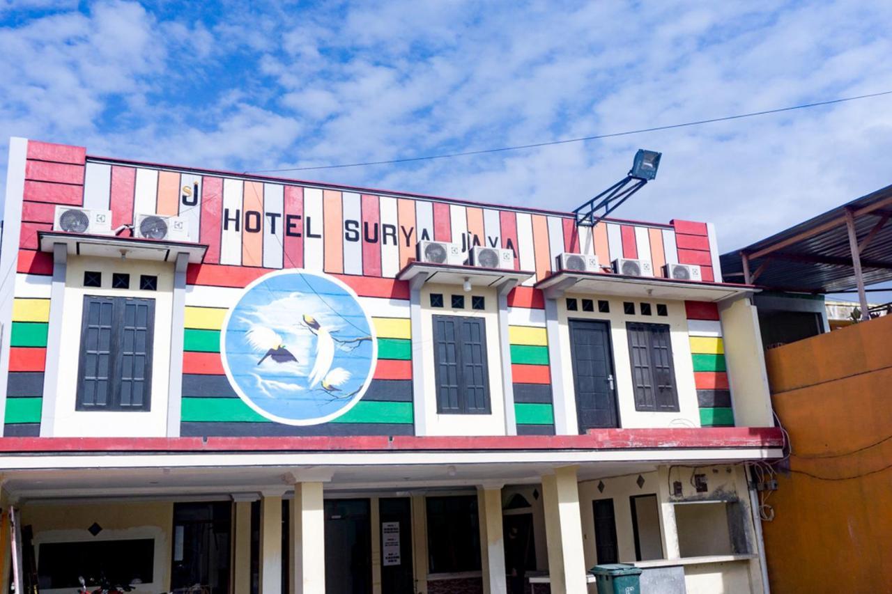 Reddoorz Near Sentani Airport Jayapura Hotell Exteriör bild
