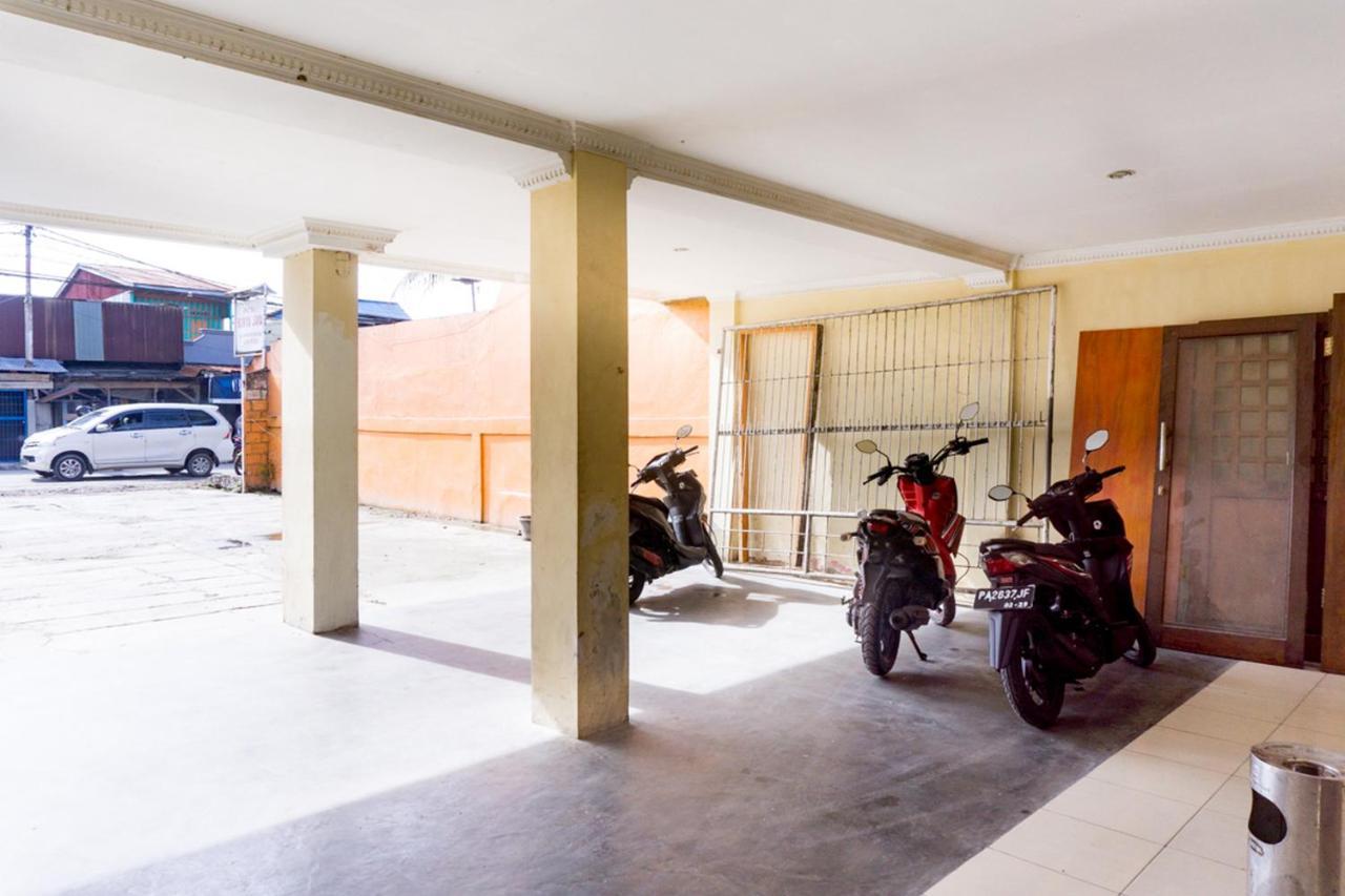 Reddoorz Near Sentani Airport Jayapura Hotell Exteriör bild